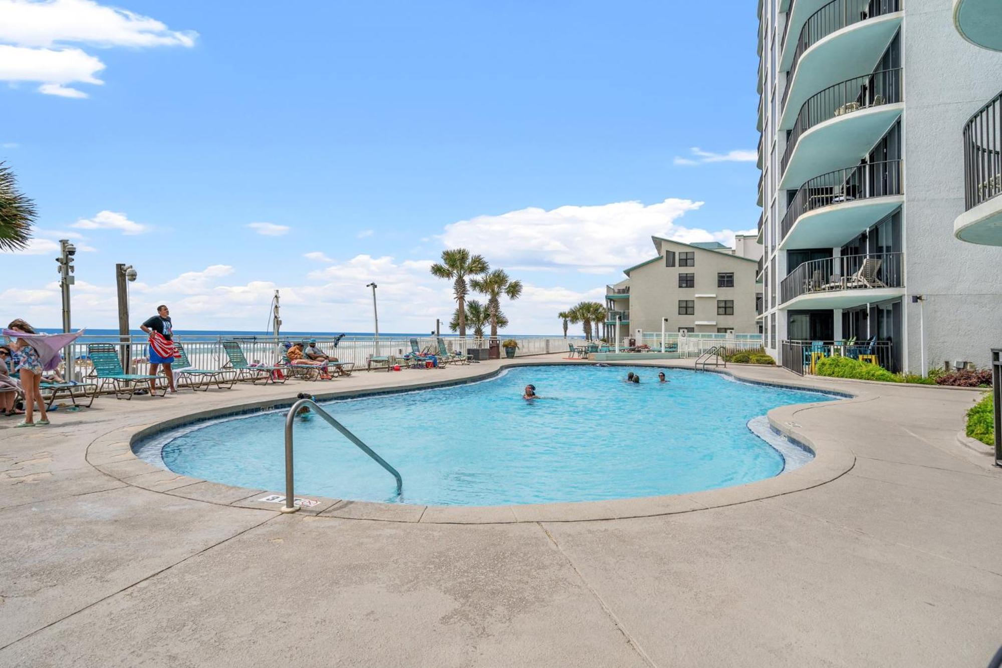 Stunning 2/2 Designer Condo W Coastal Appeal Right On The Gulf! Panama City Beach Extérieur photo