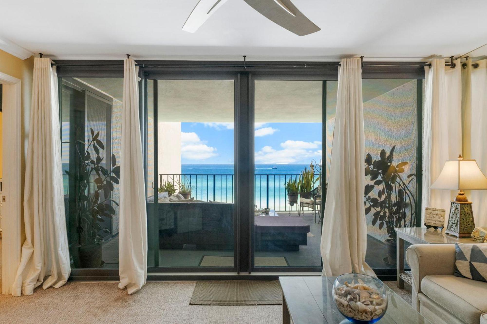 Stunning 2/2 Designer Condo W Coastal Appeal Right On The Gulf! Panama City Beach Extérieur photo