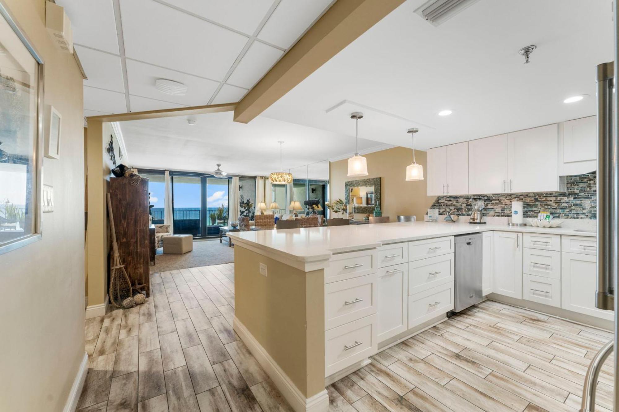 Stunning 2/2 Designer Condo W Coastal Appeal Right On The Gulf! Panama City Beach Extérieur photo